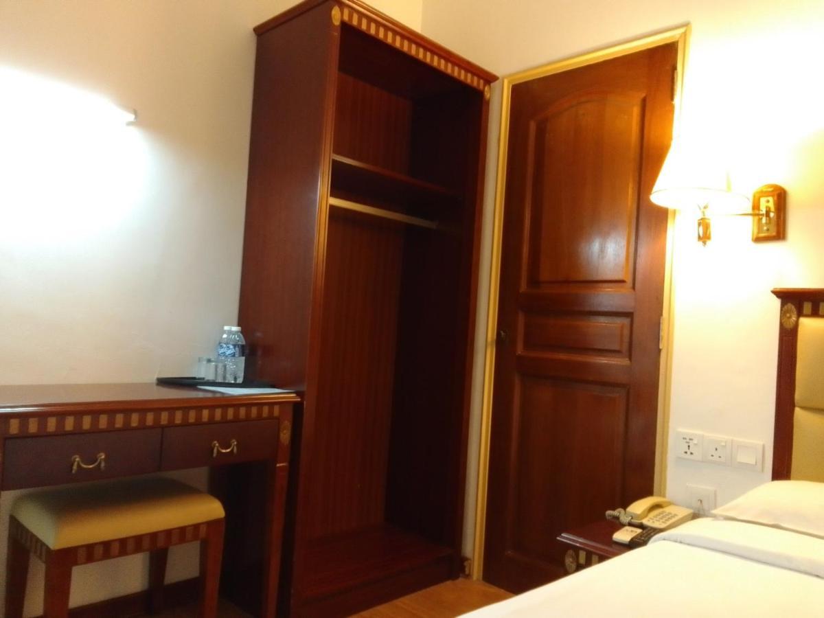 Super Oyo 90464 Borneo Suites Hotel Kota Kinabalu Dış mekan fotoğraf