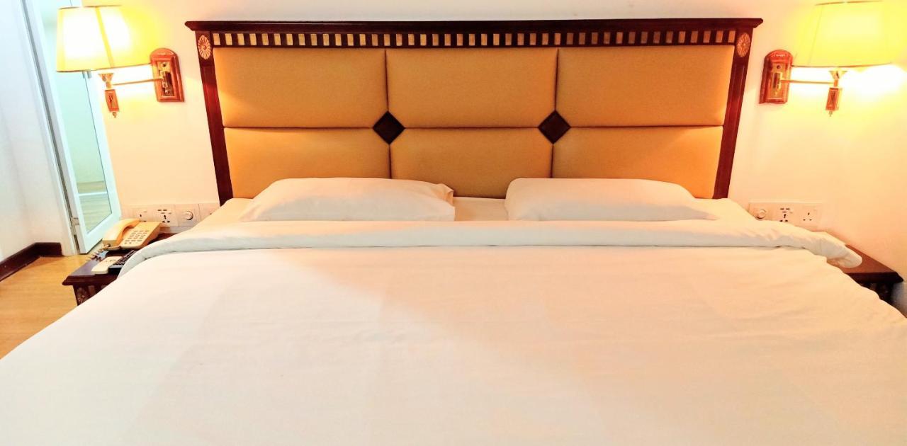 Super Oyo 90464 Borneo Suites Hotel Kota Kinabalu Dış mekan fotoğraf