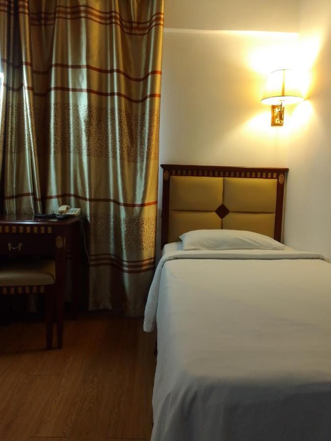 Super Oyo 90464 Borneo Suites Hotel Kota Kinabalu Dış mekan fotoğraf