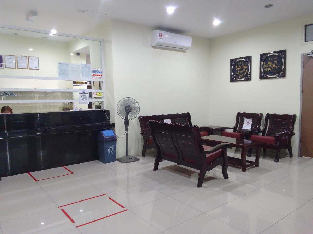 Super Oyo 90464 Borneo Suites Hotel Kota Kinabalu Dış mekan fotoğraf