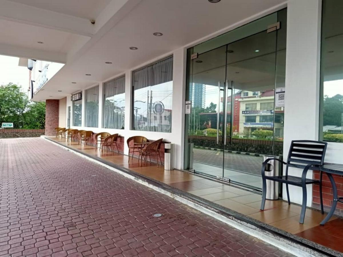 Super Oyo 90464 Borneo Suites Hotel Kota Kinabalu Dış mekan fotoğraf