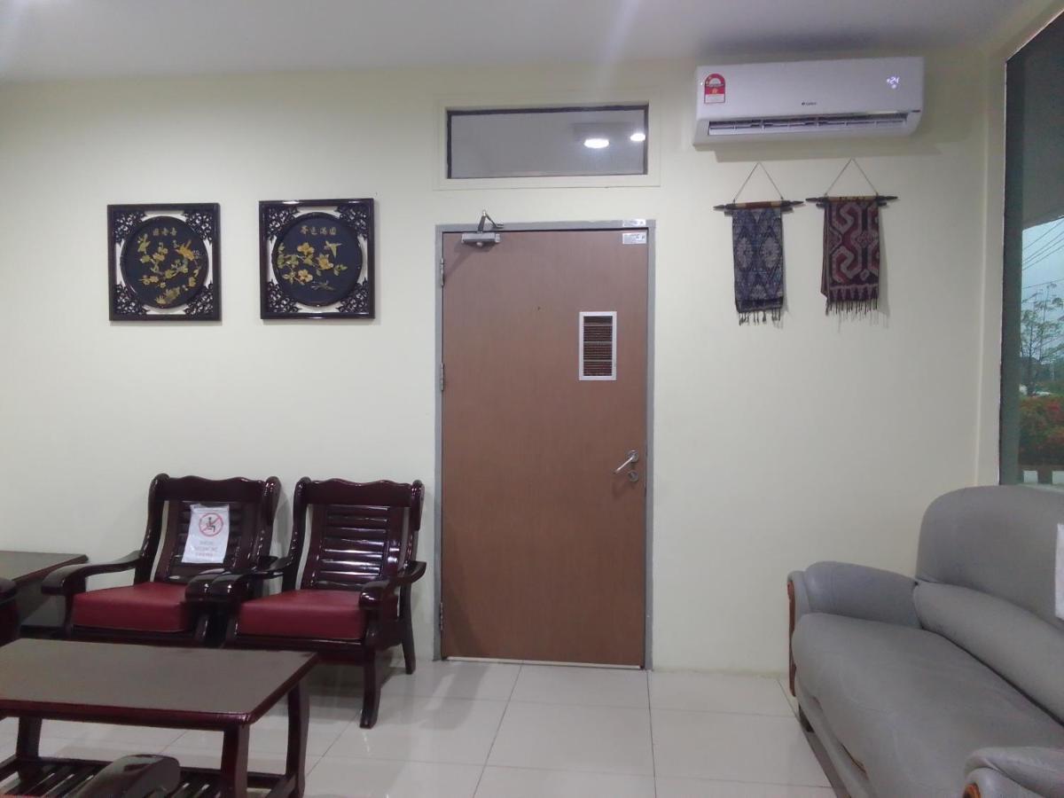 Super Oyo 90464 Borneo Suites Hotel Kota Kinabalu Dış mekan fotoğraf