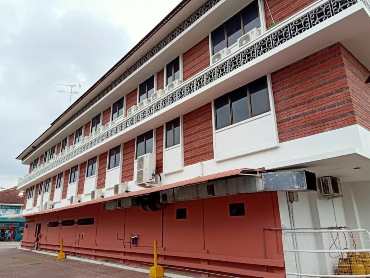 Super Oyo 90464 Borneo Suites Hotel Kota Kinabalu Dış mekan fotoğraf